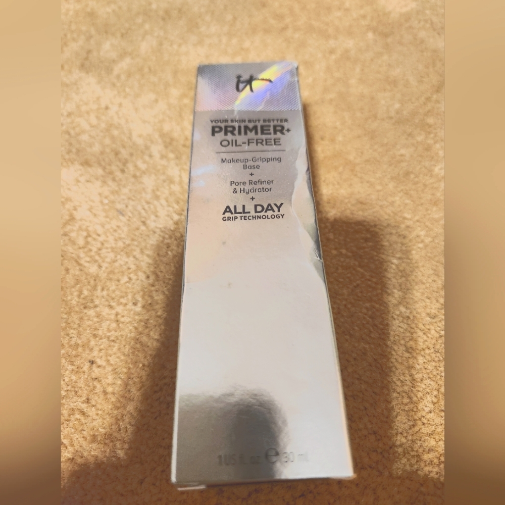 Primer from it cosmetic